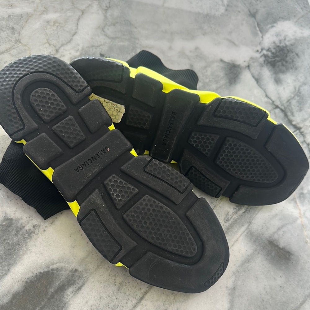 Balenciaga Black and Neon Yellow Sneakers - Picture 5 of 7